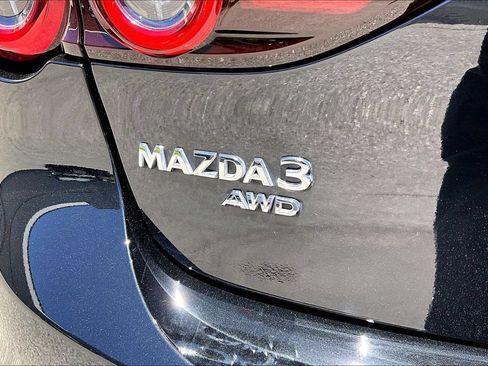Used 2023 MAZDA MAZDA3 s AWD/4WD image 24