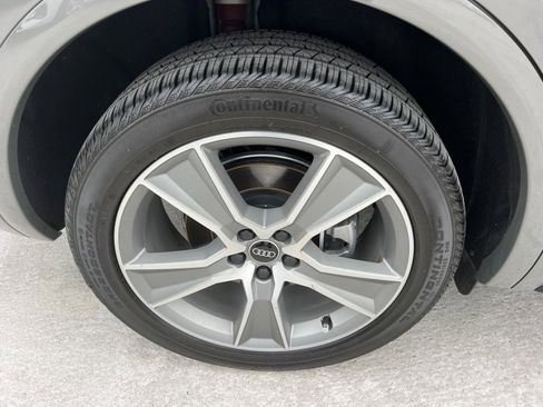 Used 2025 Audi Q5 2.0T Premium image 17