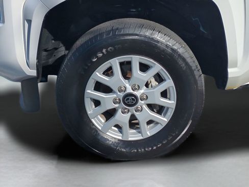 Used 2024 Toyota Tacoma SR5 image 11