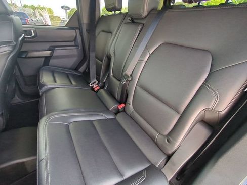 Used 2025 Ford Bronco Badlands AWD/4WD image 29