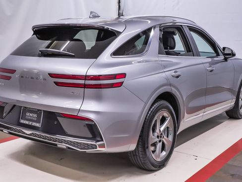 Certified 2026 Genesis GV70 2.5T AWD/4WD image 6