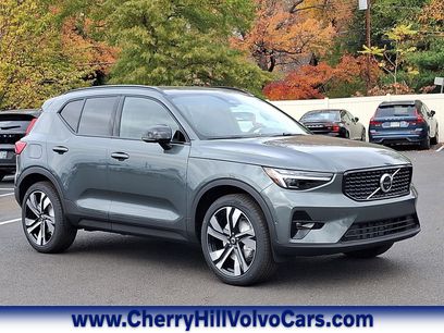 New 2026 Volvo XC40 B5 Ultra w/ Protection Package Premier