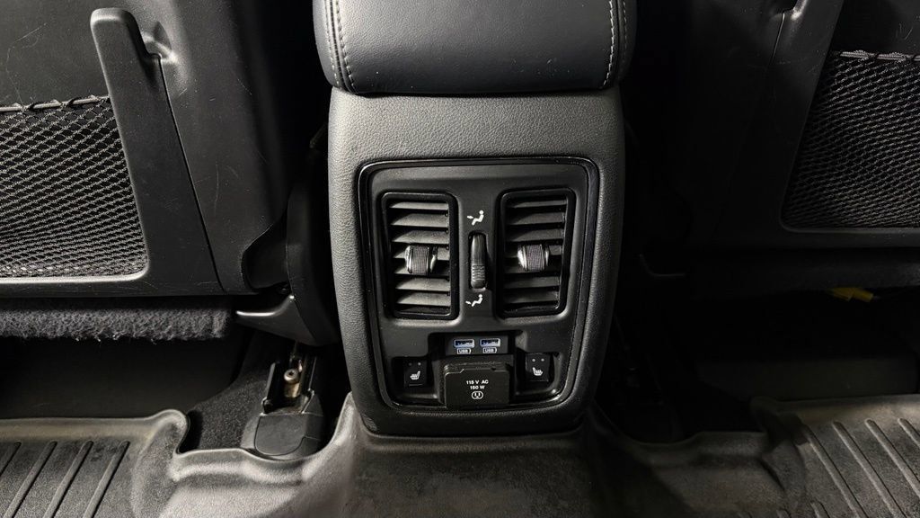 Used 2020 Jeep Grand Cherokee SRT AWD/4WD image 29