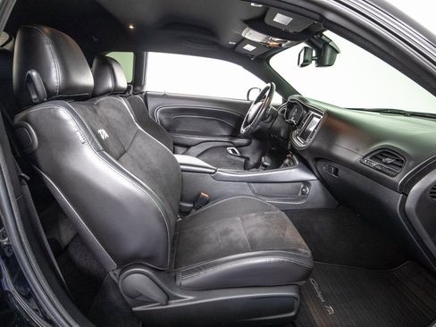 Used 2022 Dodge Challenger R/T Scat Pack image 10