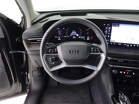 New 2025 Audi Q5 Premium Plus image 22
