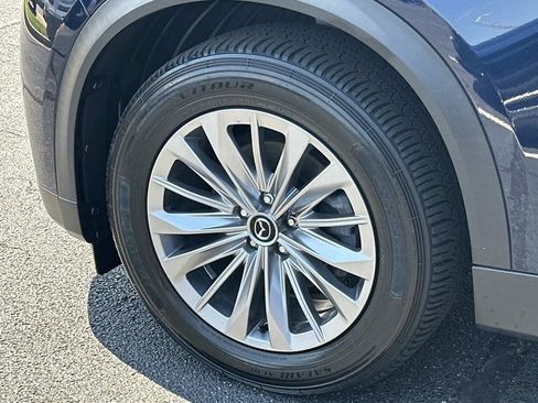 Certified 2024 MAZDA CX-90 3.3 Turbo w/ Preferred Plus AWD/4WD image 33