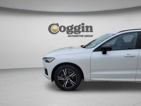 Used 2020 Volvo XC60 T5 R-Design image 32