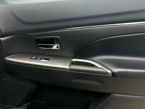 Used 2022 Mitsubishi Outlander Sport SE image 14