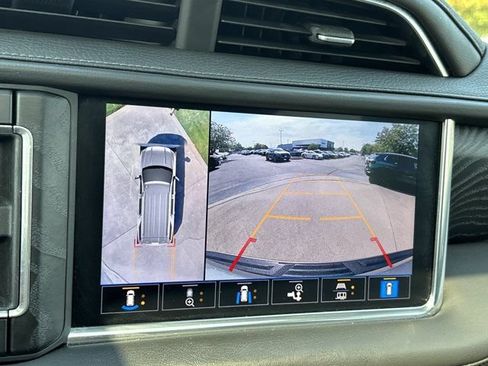 Used 2021 GMC Yukon Denali w/ Denali Premium Package AWD/4WD image 42