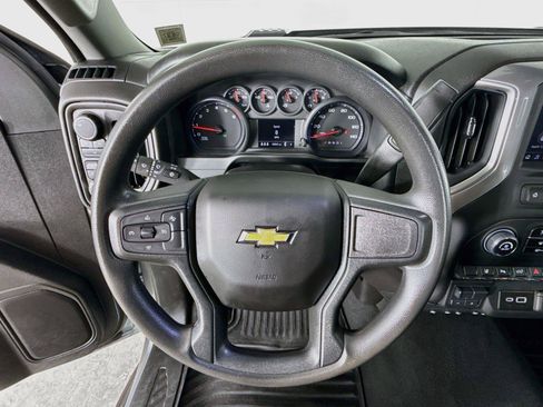 Used 2024 Chevrolet Silverado 2500 Custom w/ Custom Value Package AWD/4WD image 4