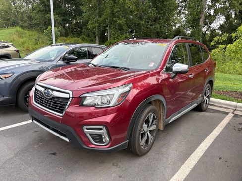 Used 2019 Subaru Forester Touring w/ Popular Package #3 AWD/4WD image 3