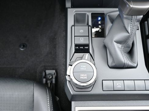 New 2026 Toyota 4Runner Limited image 27