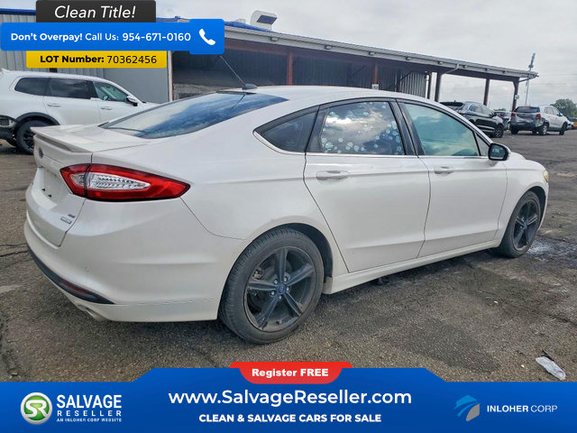 Used 2016 Ford Fusion SE FWD image 4