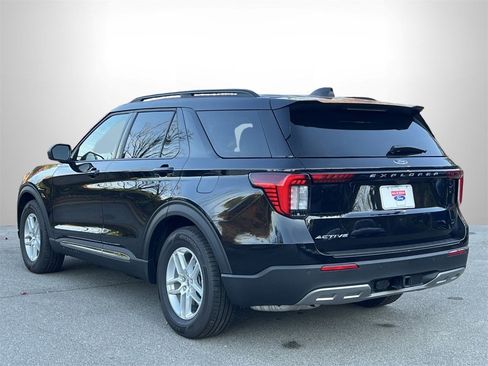 New 2025 Ford Explorer Active w/ Active Comfort Package image 25