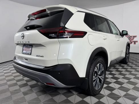 Used 2023 Nissan Rogue SV w/ SV Premium B Package AWD/4WD image 29