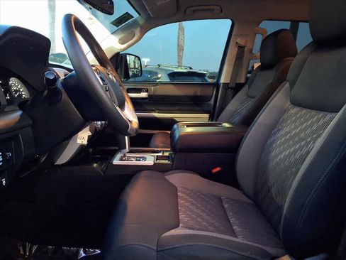 Used 2021 Toyota Tundra SR5 image 17
