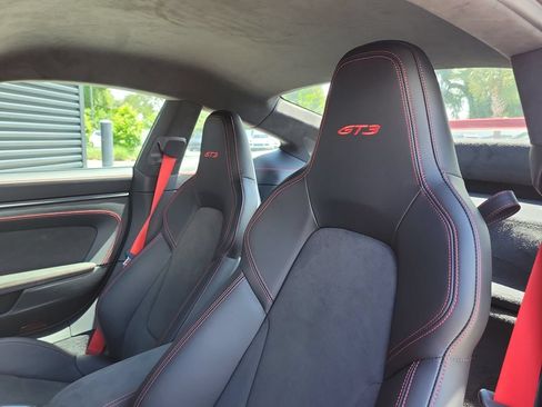 Certified 2026 Porsche 911 GT3 RWD image 5