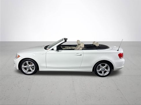 Used 2012 BMW 128i Convertible RWD image 9