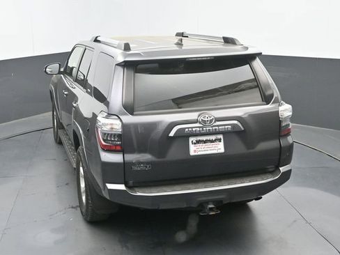 Used 2021 Toyota 4Runner SR5 Premium image 15
