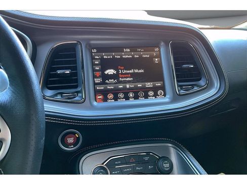 Used 2023 Dodge Challenger SRT Hellcat w/ Driver Convenience Group RWD image 9