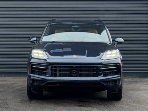 New 2026 Porsche Cayenne image 10