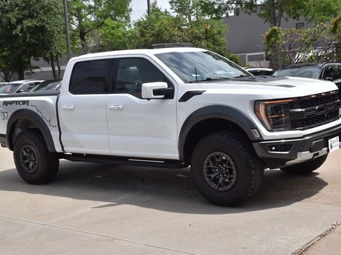 Used 2022 Ford F150 Raptor w/ Raptor 37 Performance Package AWD/4WD image 5