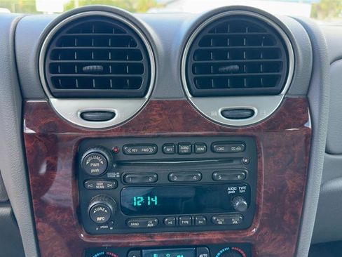 Used 2009 GMC Envoy SLT w/ Sun And 6-Disc Cd Package image 37