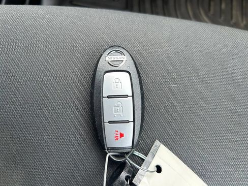 Used 2020 Nissan Pathfinder S FWD image 36