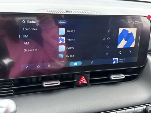 New 2025 Hyundai Ioniq 5 SEL image 18