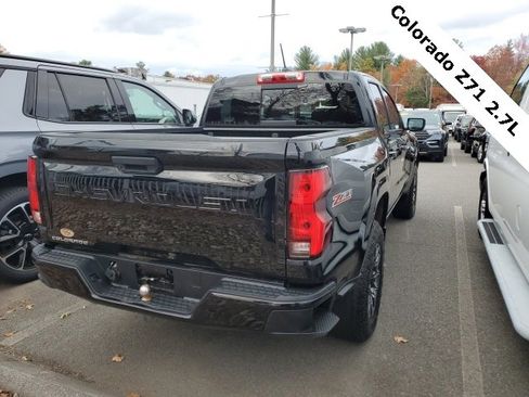 Used 2023 Chevrolet Colorado Z71 image 7