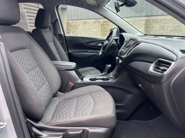 Used 2021 Chevrolet Equinox LT FWD image 11