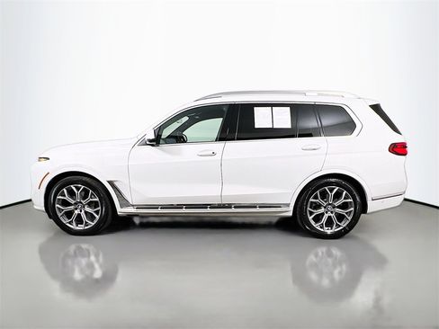 Used 2024 BMW X7 xDrive40i image 4
