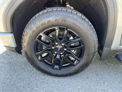New 2026 GMC Sierra 1500 Elevation w/ Elevation Premium Package AWD/4WD image 34