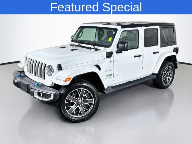 Used 2023 Jeep Wrangler Unlimited Sahara w/ Cold Weather Group AWD/4WD image 1