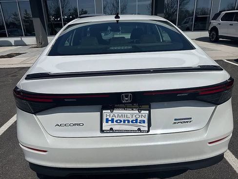 Used 2023 Honda Accord Sport image 5