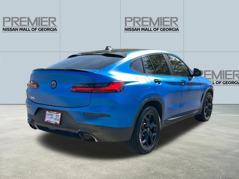 Used 2023 BMW X4 xDrive30i w/ Premium Package AWD/4WD image 4