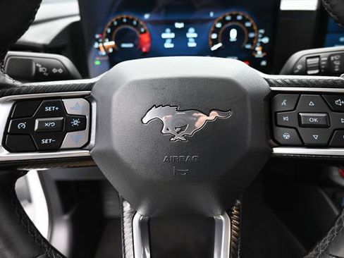 Certified 2025 Ford Mustang Coupe RWD image 10