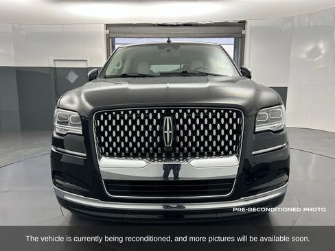 Used 2023 Lincoln Navigator Black Label image 9