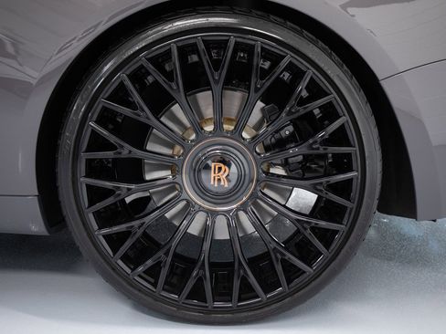 Used 2018 Rolls-Royce Wraith RWD image 10