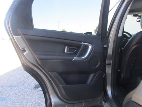 Used 2018 Land Rover Discovery Sport HSE image 82