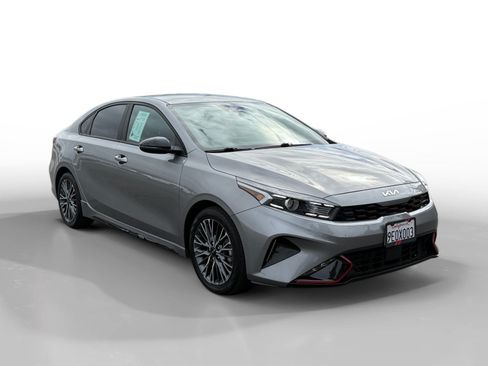 Used 2023 Kia Forte GT-Line w/ GT-Line Technology Package FWD image 7