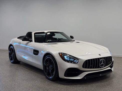 Used 2018 Mercedes-Benz AMG GT Roadster image 29