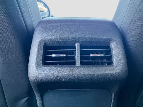 Used 2018 GMC Terrain SLE w/ Driver Convenience Package FWD image 24