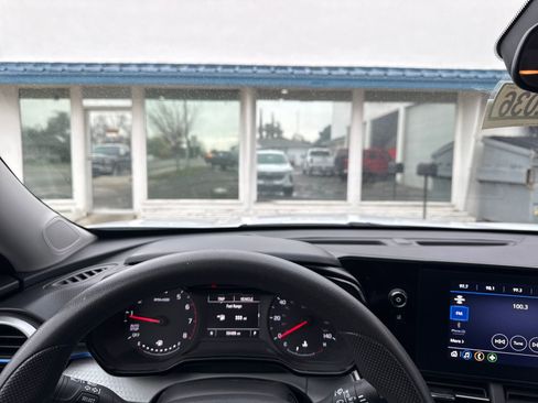 Used 2024 Chevrolet Trax LS image 13