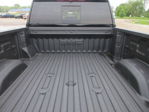 New 2026 GMC Sierra 2500 AT4 w/ AT4 Premium Plus Package AWD/4WD image 7