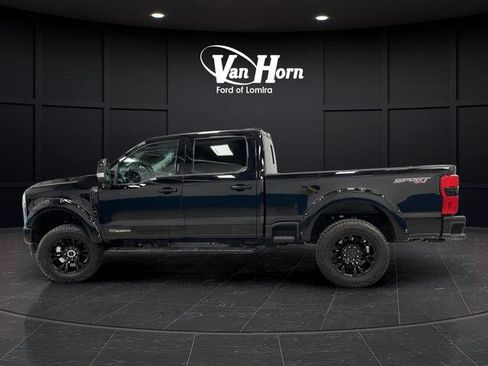 Used 2024 Ford F250 Lariat w/ Lariat Ultimate Package AWD/4WD image 4