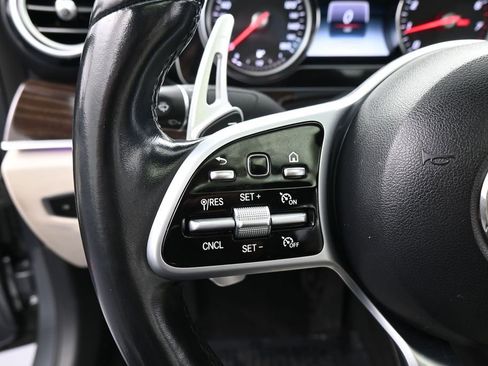 Used 2019 Mercedes-Benz E 300 image 19