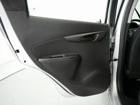 Used 2021 Chevrolet Spark LT image 30