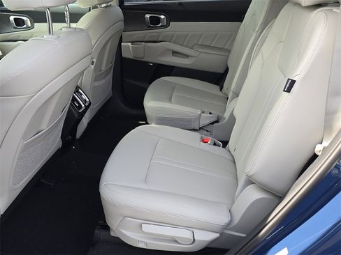 New 2026 Kia Sorento SX image 19