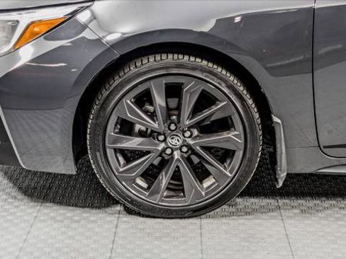 Used 2024 Toyota Corolla SE FWD image 32